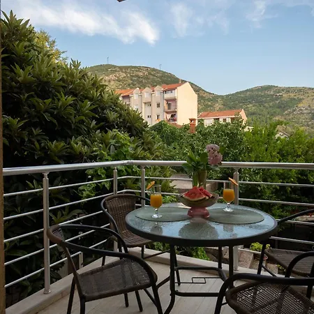 Apartament Tomm *